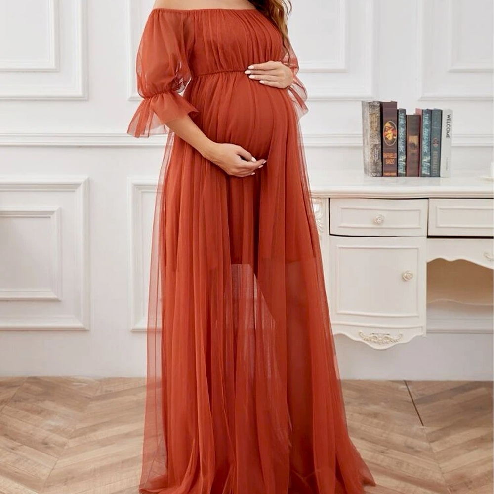 Maternity dress 👗